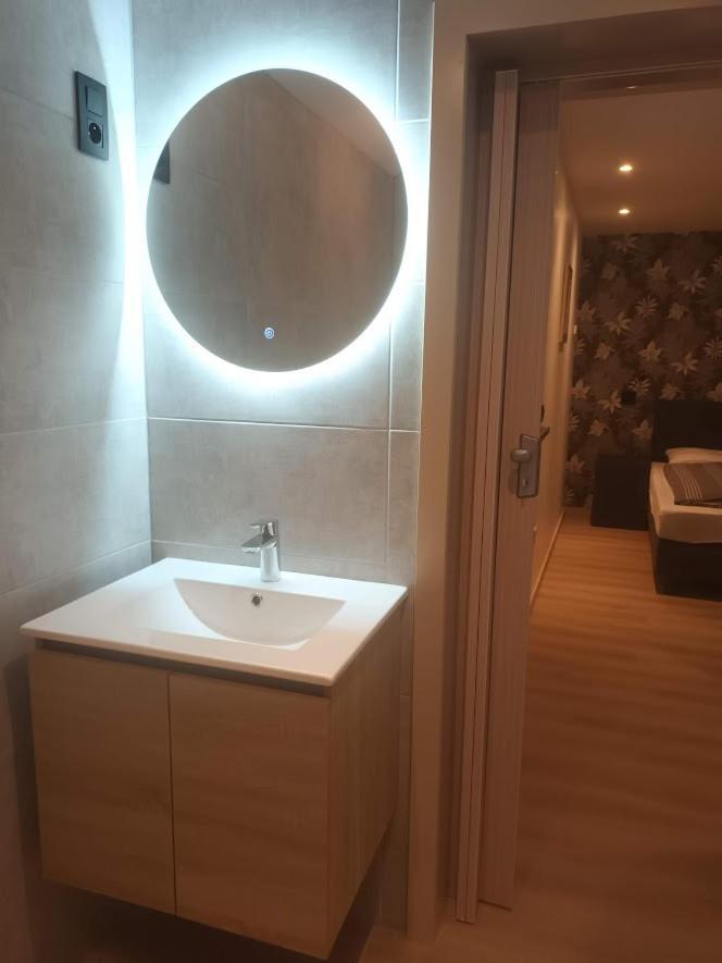 DE LANDSHOEVE vakantiewoningen en privé wellness Zwalm Buitenkant foto