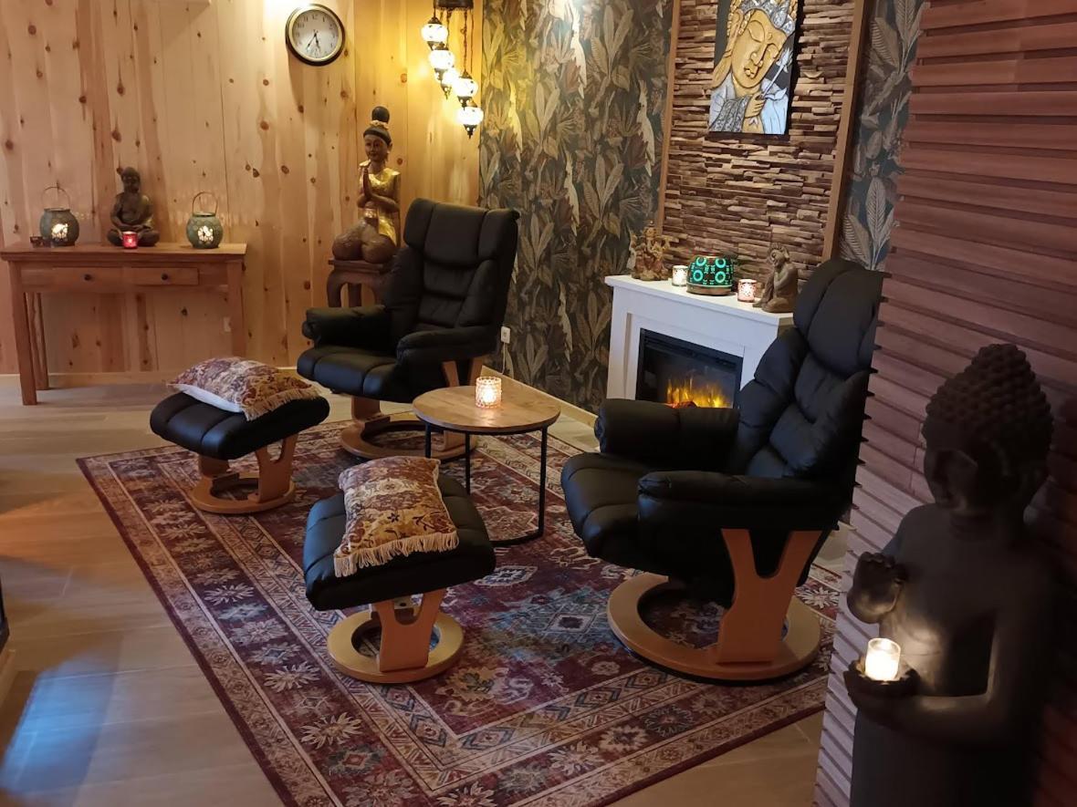 DE LANDSHOEVE vakantiewoningen en privé wellness Zwalm Buitenkant foto