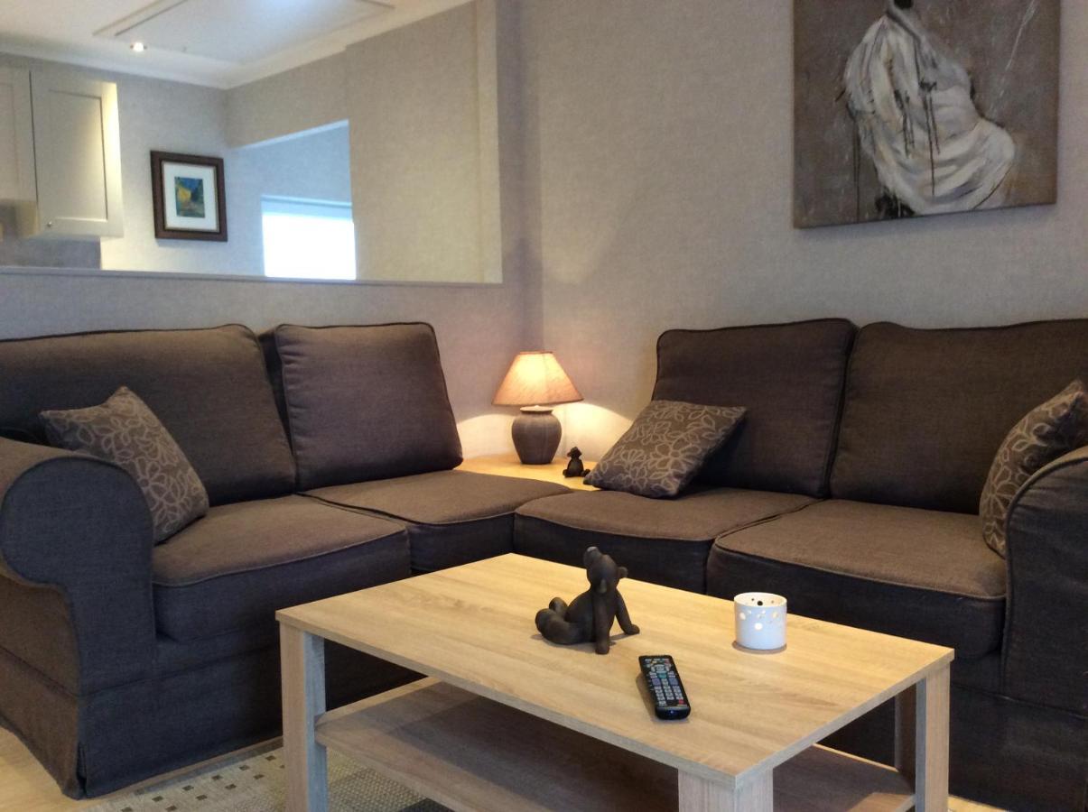 DE LANDSHOEVE vakantiewoningen en privé wellness Zwalm Buitenkant foto